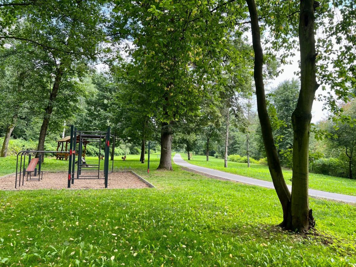 Bezbarierove Apartmany Se Zahradkou Chrastava Exterior foto